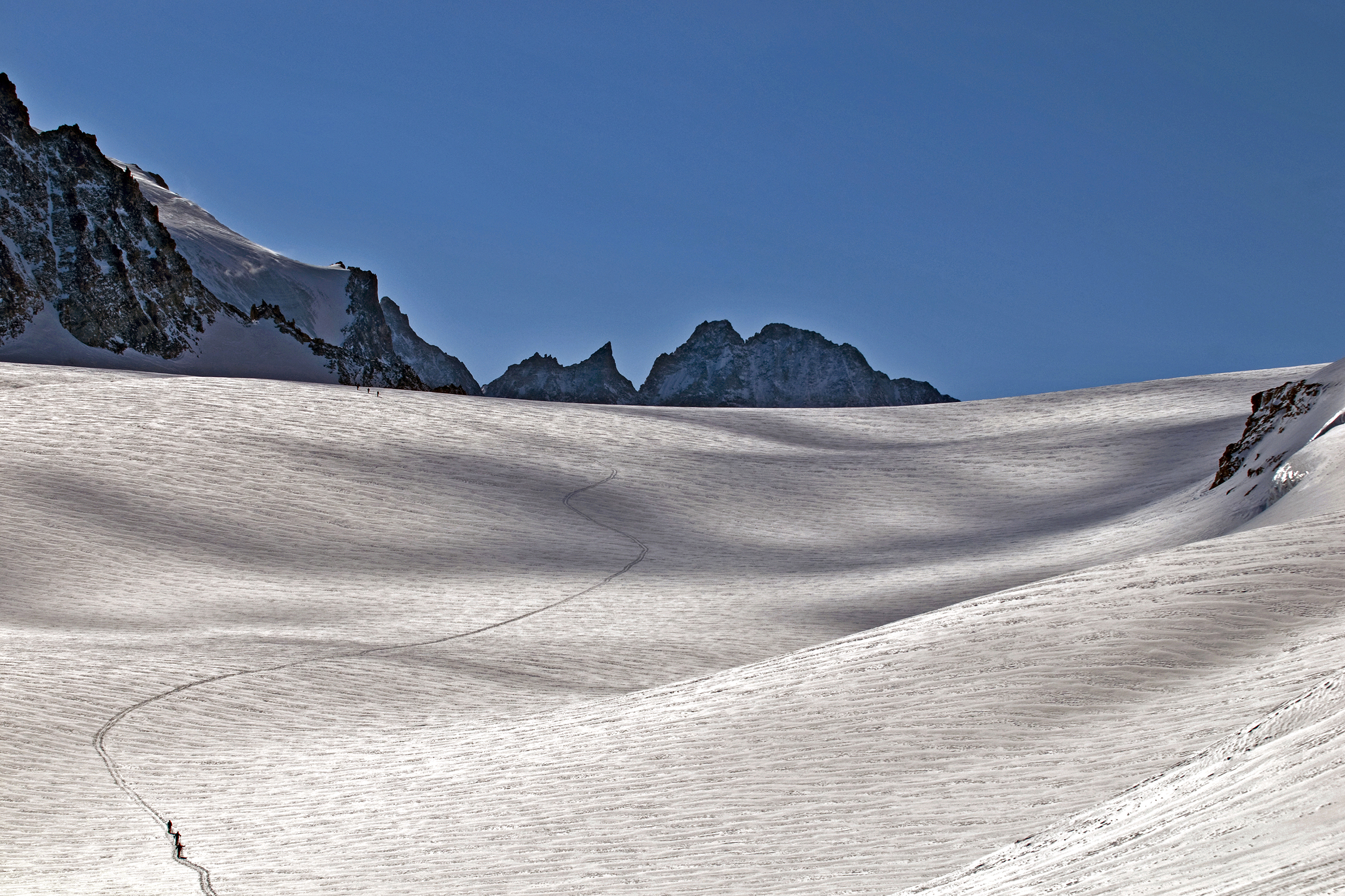 Route in snow